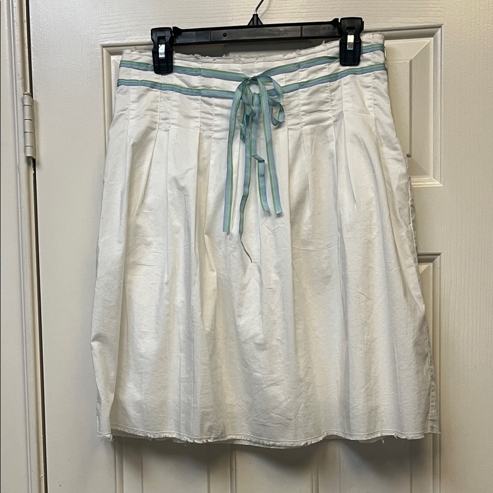 Old Navy White Skirt with Teal Details